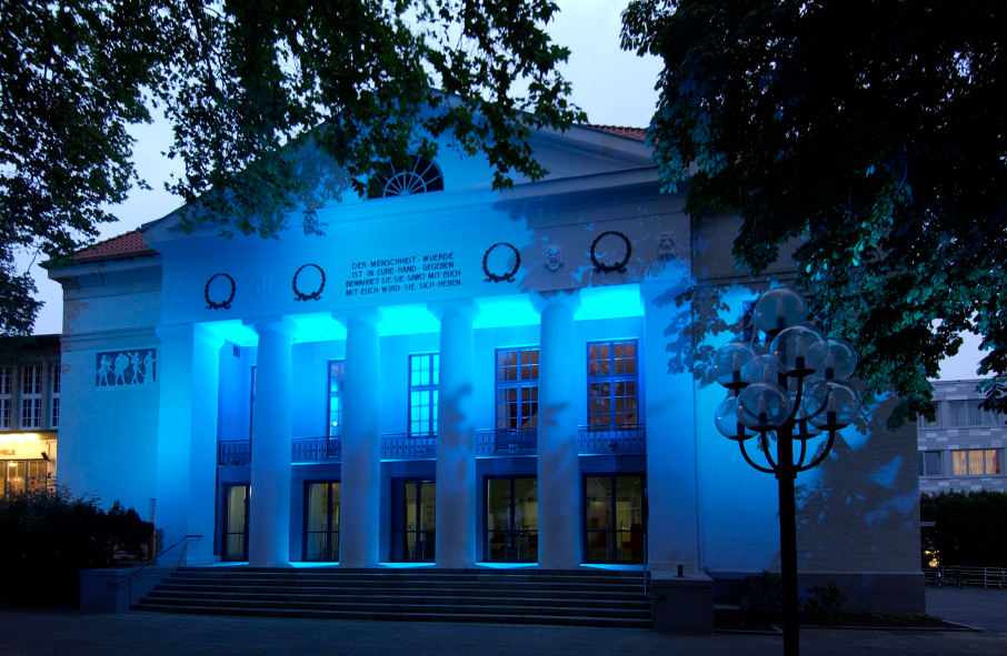 Theater am Aegi bei Nacht, Hildesheim © TfN