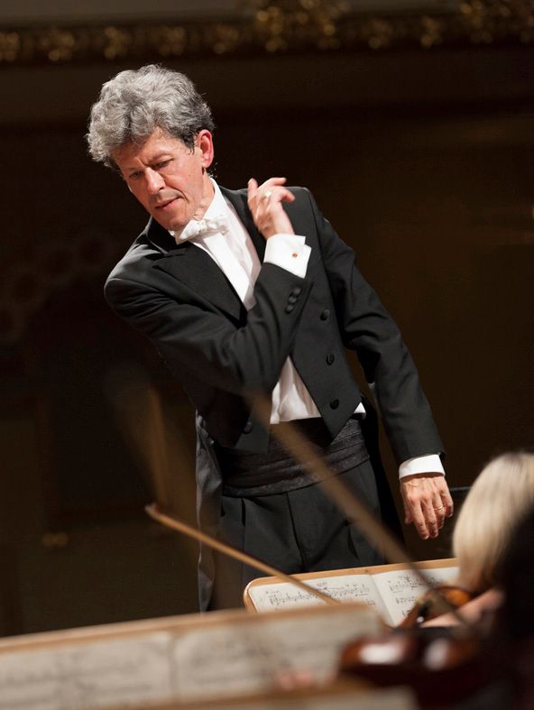 Theater und Philharmonie Thüringen / Generalmusikdirektor Laurent Wagner dirigiert © Stephan Walzl