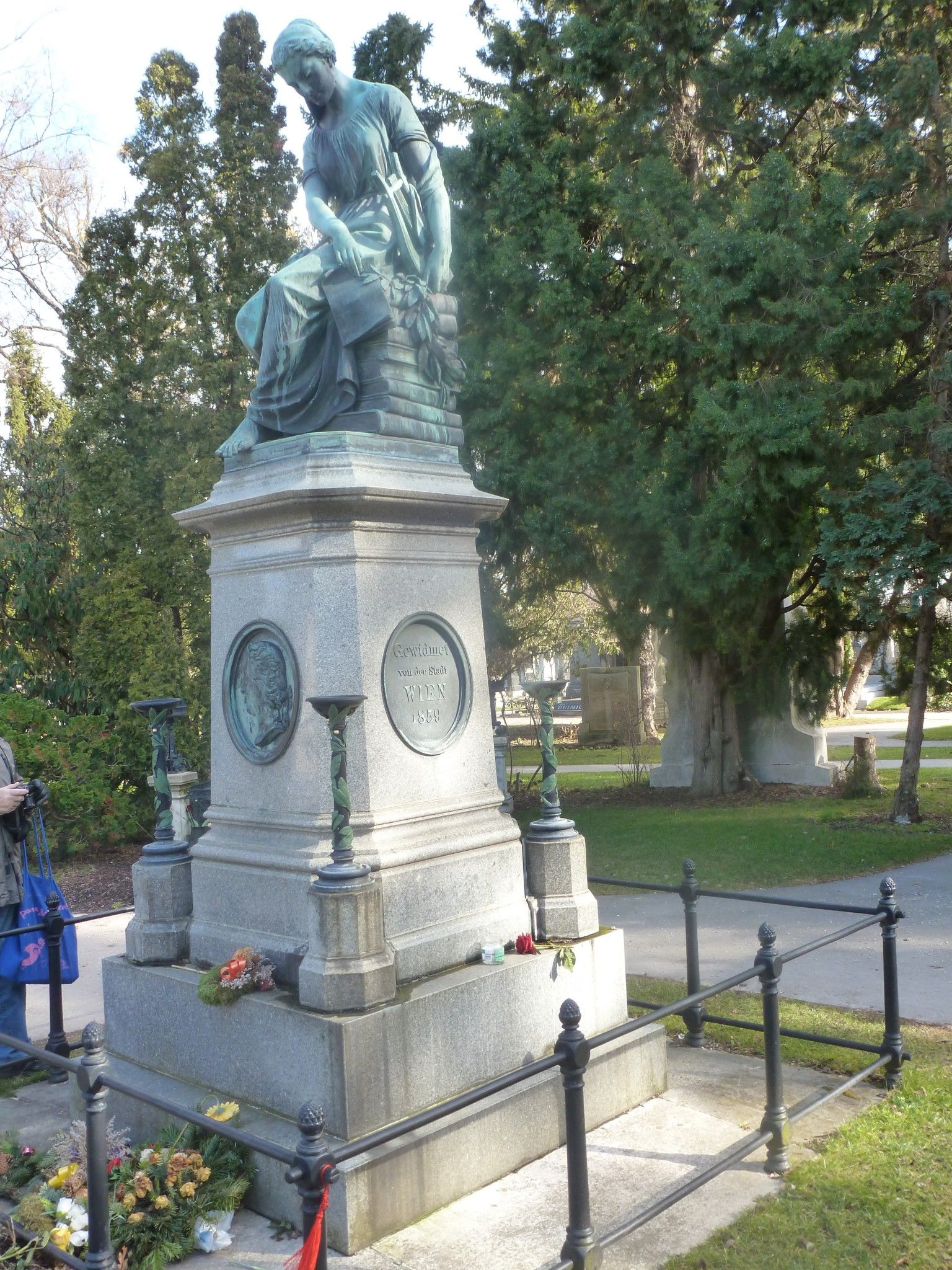 Mozart Denkmal auf dem Zentralfriedhof Wien © IOCO