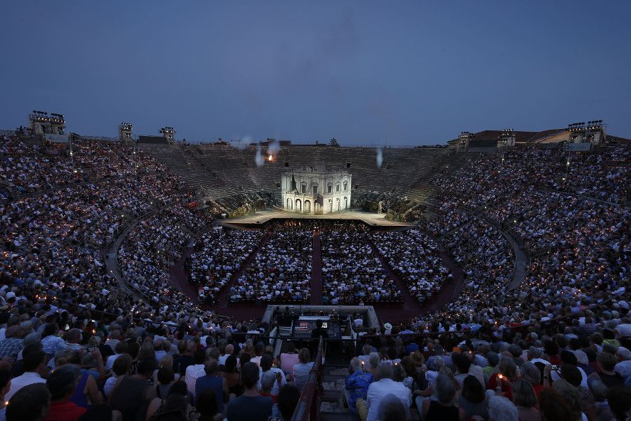 Verona, Arena di Verona, Trauer um Franco Zeffirelli, IOCO Aktuell, 19.06.2019