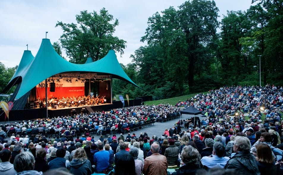 Schwerin, Mecklenburgisches Staatstheater, Klassik Open Air - Y Viva España!, MeckProms Juli 2019