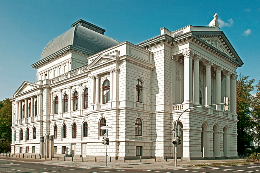 Oldenburg, Oldenburgisches Staatstheater, Premiere UN BALLO IN MASCHERA, 07.12.2019