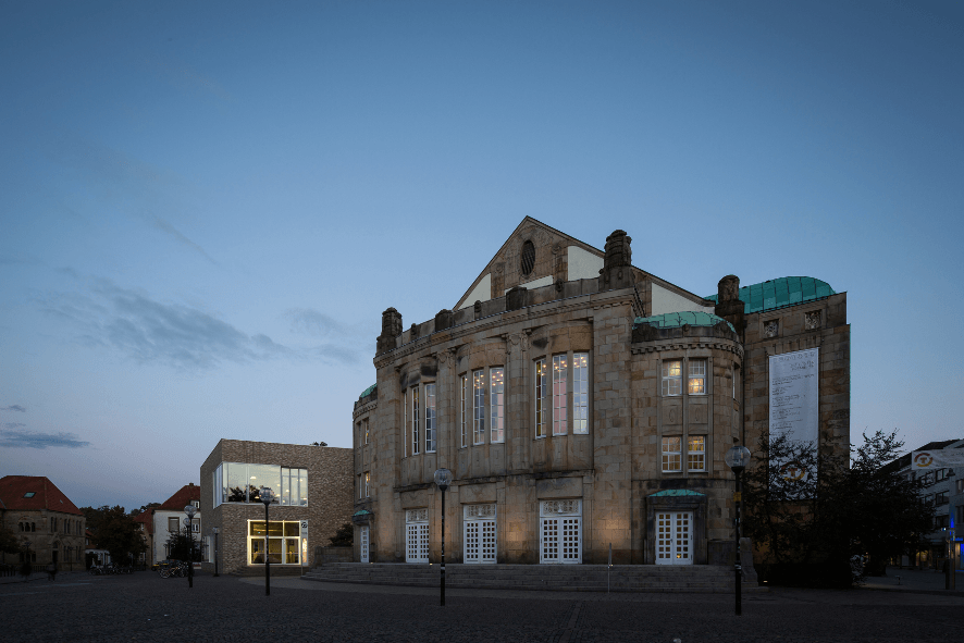 Osnabrück, Theater Osnabrück, LEONCE UND LENA - Georg Büchner, IOCO