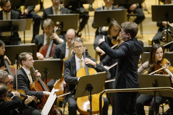 Dresden, Semperoper,  8. SYMPHONIEKONZERT, Sächsischen Staatskapelle,  IOCO