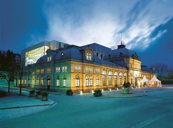 Baden-Baden, Festspielhaus, En suite-Festival - Tamestit, Tjeknavorian, Zassimova, 18.07. - 30.8.2020