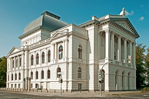 Oldenburg, Oldenburgisches Staatstheater, Premiere: EIN SOMMERNACHTSTRAUM von Britten, 09.04.2016