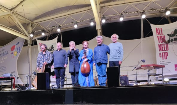 Paris - Vincennes / ORIENT-OKZIDENT hier vl Moslem Rahal, Hakan Guengoer, Jordi Savall, Waed Bouhassoun, David Mayoral, Dimit