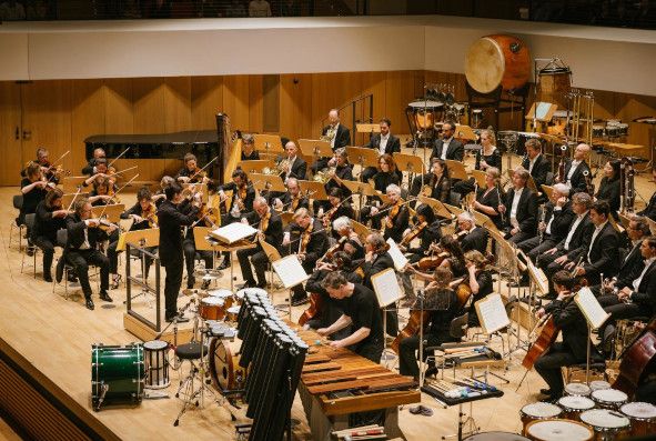 Kulturpalast Dresden / Bremer Kammerphilharmonie - Tarmo Peltokoski © Oliver Killig